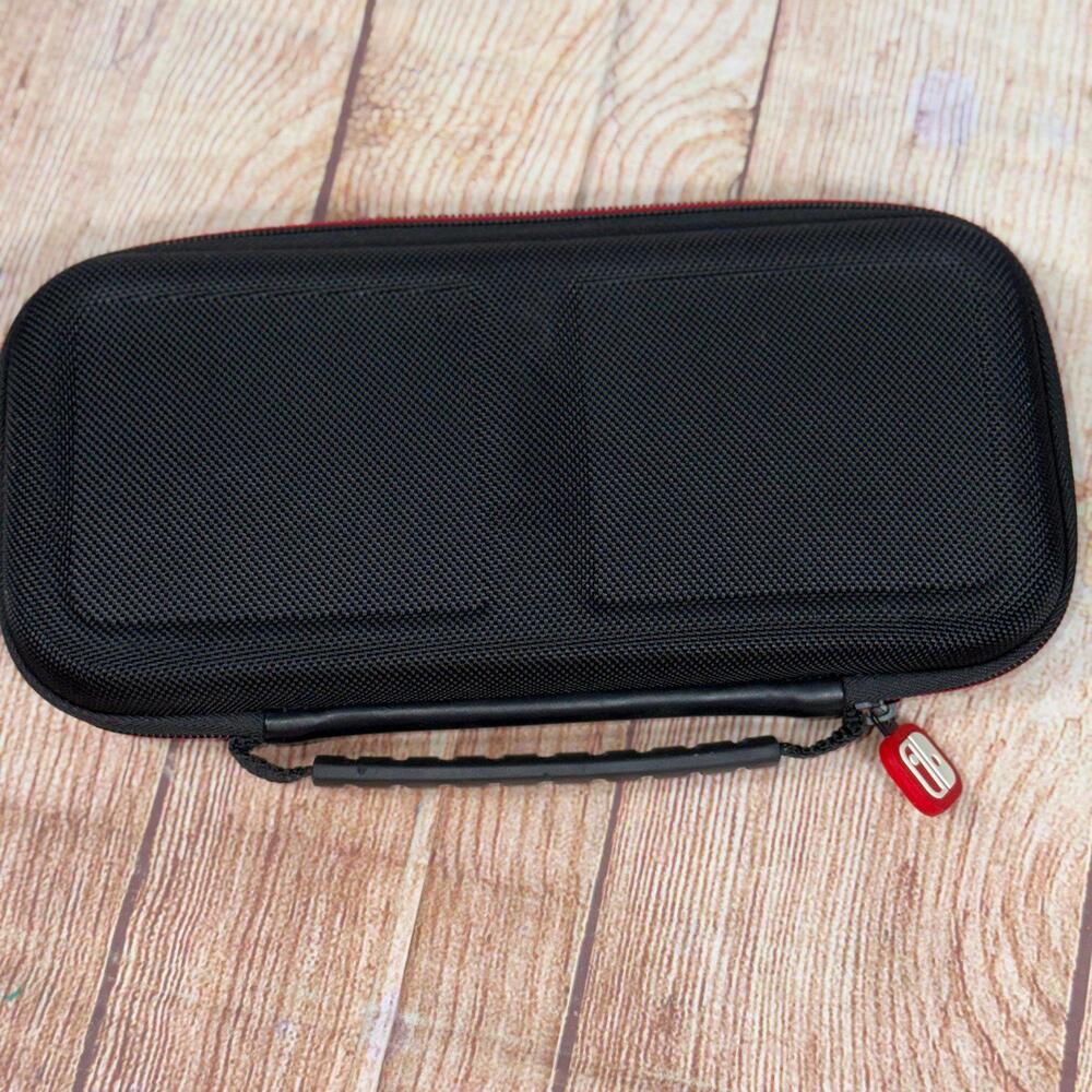 Nintendo Switch Carrying Case - Picture 6 of 6